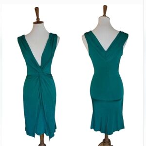 Bebe Green Ruched Sheath‎ Dress Plunge Neckline